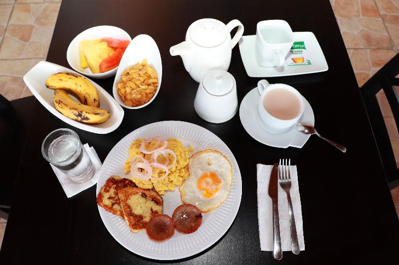 Hotel Merey ซานโตโดมิงโก ภายนอก รูปภาพ